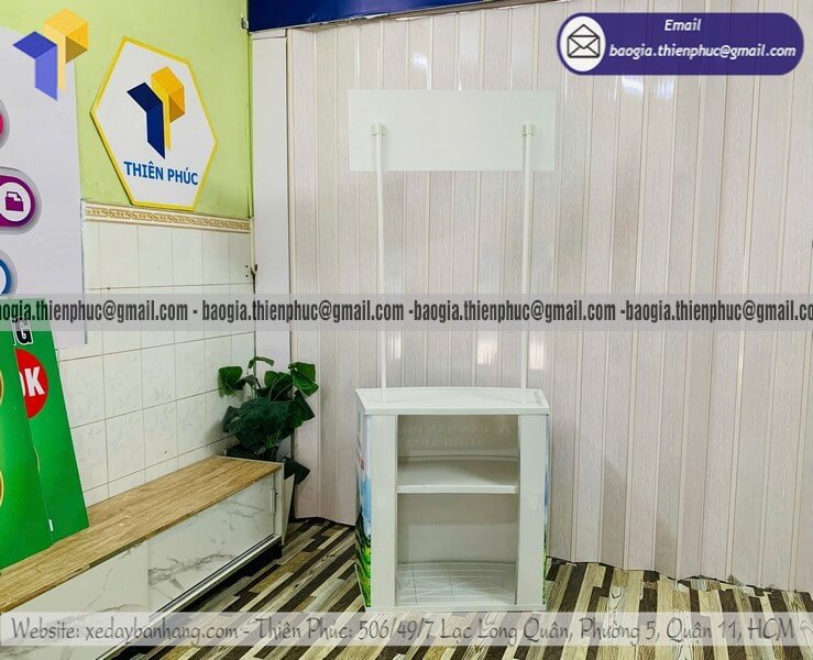 Booth bằng nhựa gấp gọn cho PG đứng bán hàng sự kiện bán rẻ toàn quốc setup nhanh