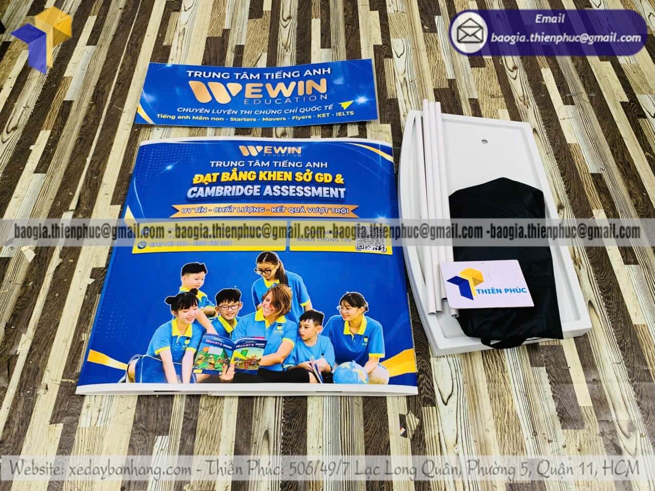 Booth nhựa cho nhân viên PG sampling quảng cáo giao hàng toàn quốc