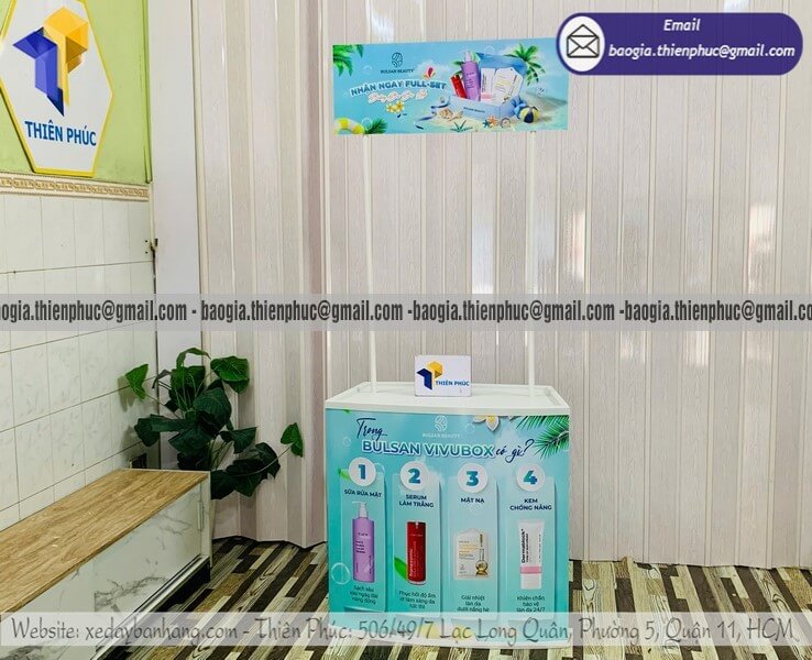 Booth nhựa cho PG trưng bày sản phẩm mới ra mắt