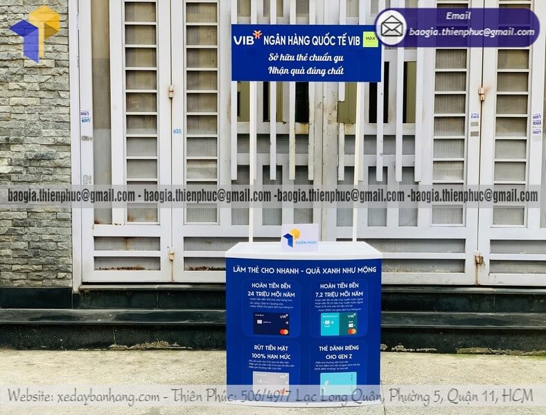 Booth nhựa di động bán hàng hội chợ cho PG