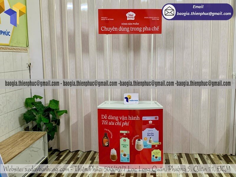 Booth nhựa PG sampling sản phẩm dùng cho sự kiện