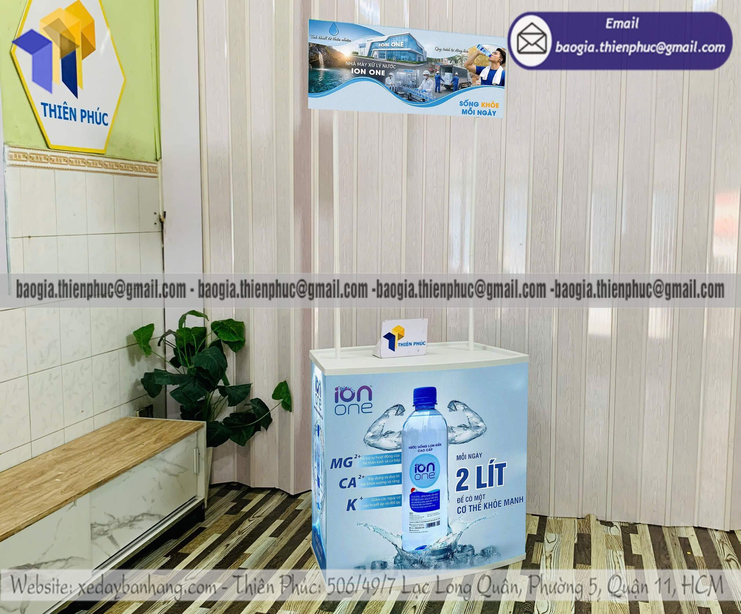 Booth nhựa phát mẫu thử tiếp thị cho sự kiện thực chiến giúp khách trải nghiệm sản phẩm