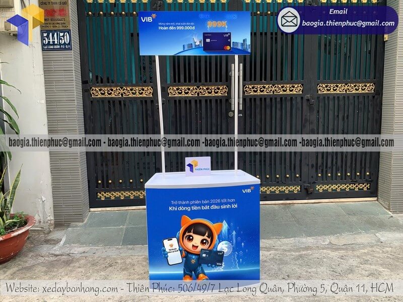 Booth nhựa quảng cáo cho PG đứng sự kiện