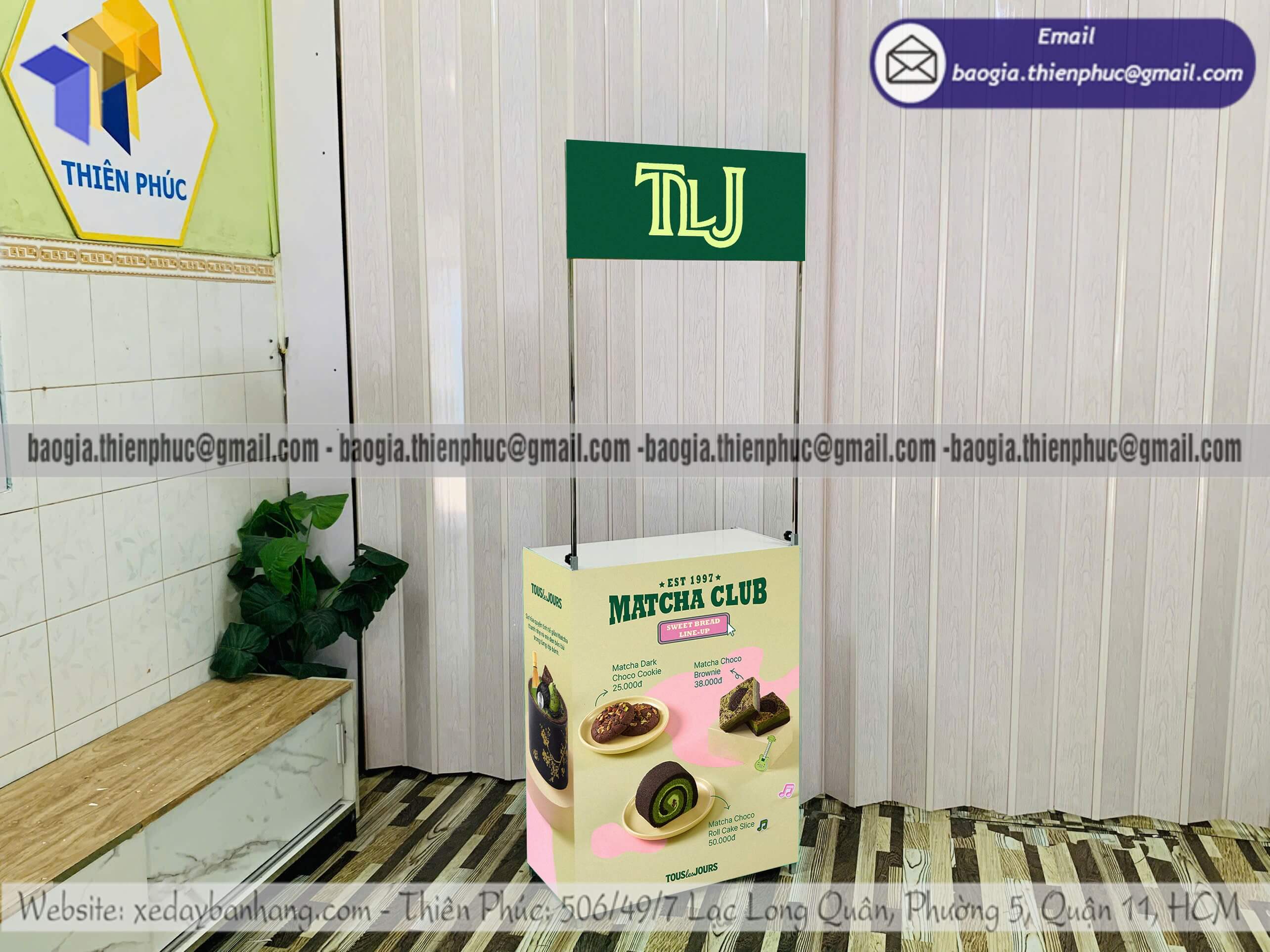 Booth sắt mini tiếp thị mẫu dùng thử tại siêu thị phát mẫu tư vẫn và chốt đơn