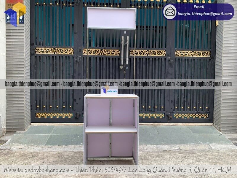 Booth sắt sampling dùng thử sản phẩm mới miễn phí trải nghiệm khách hàng tại điểm bán