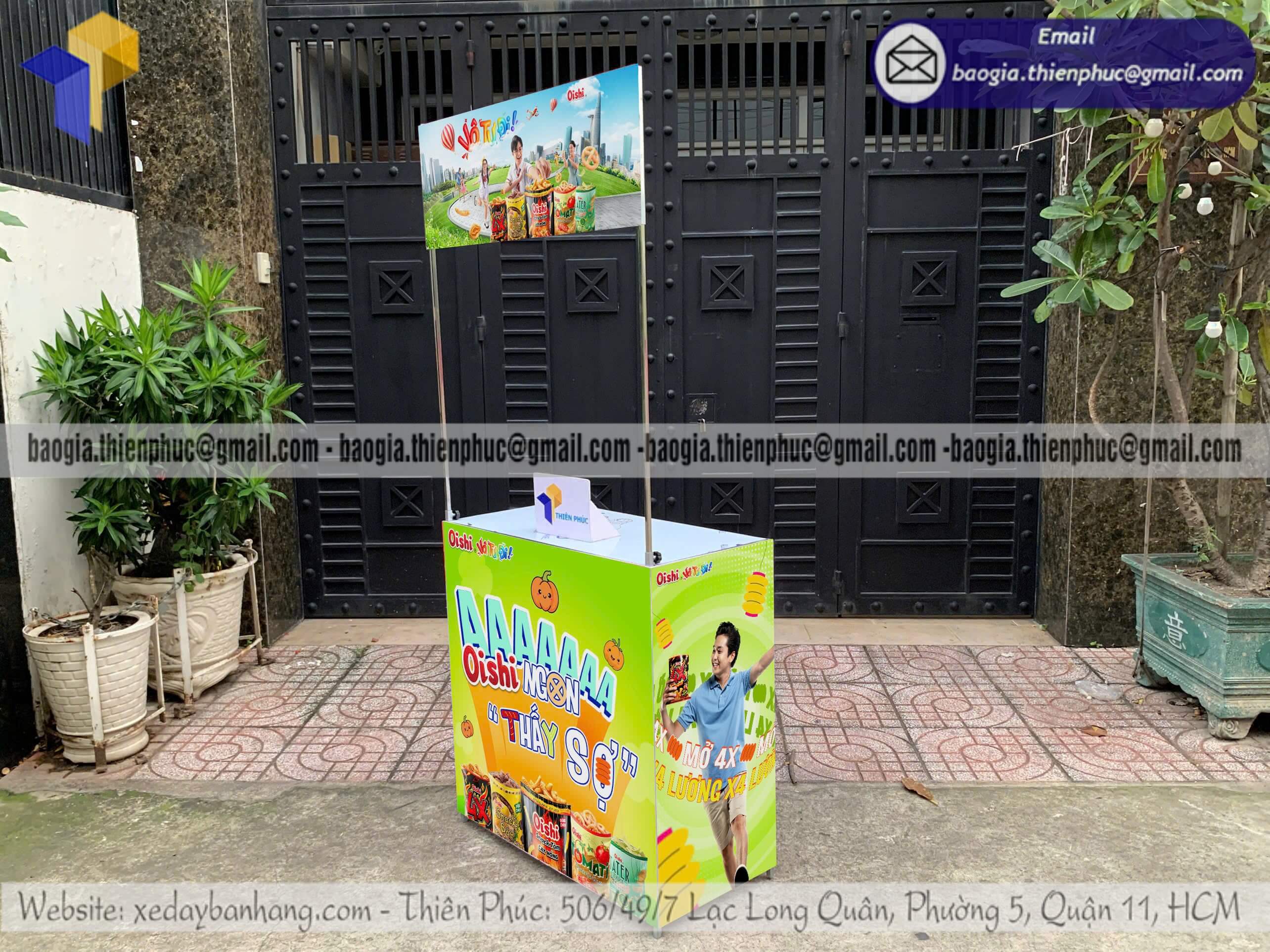 Booth sắt trưng bày sản phẩm cho PG đứng tiếp thị chất lượng cao xài cả năm