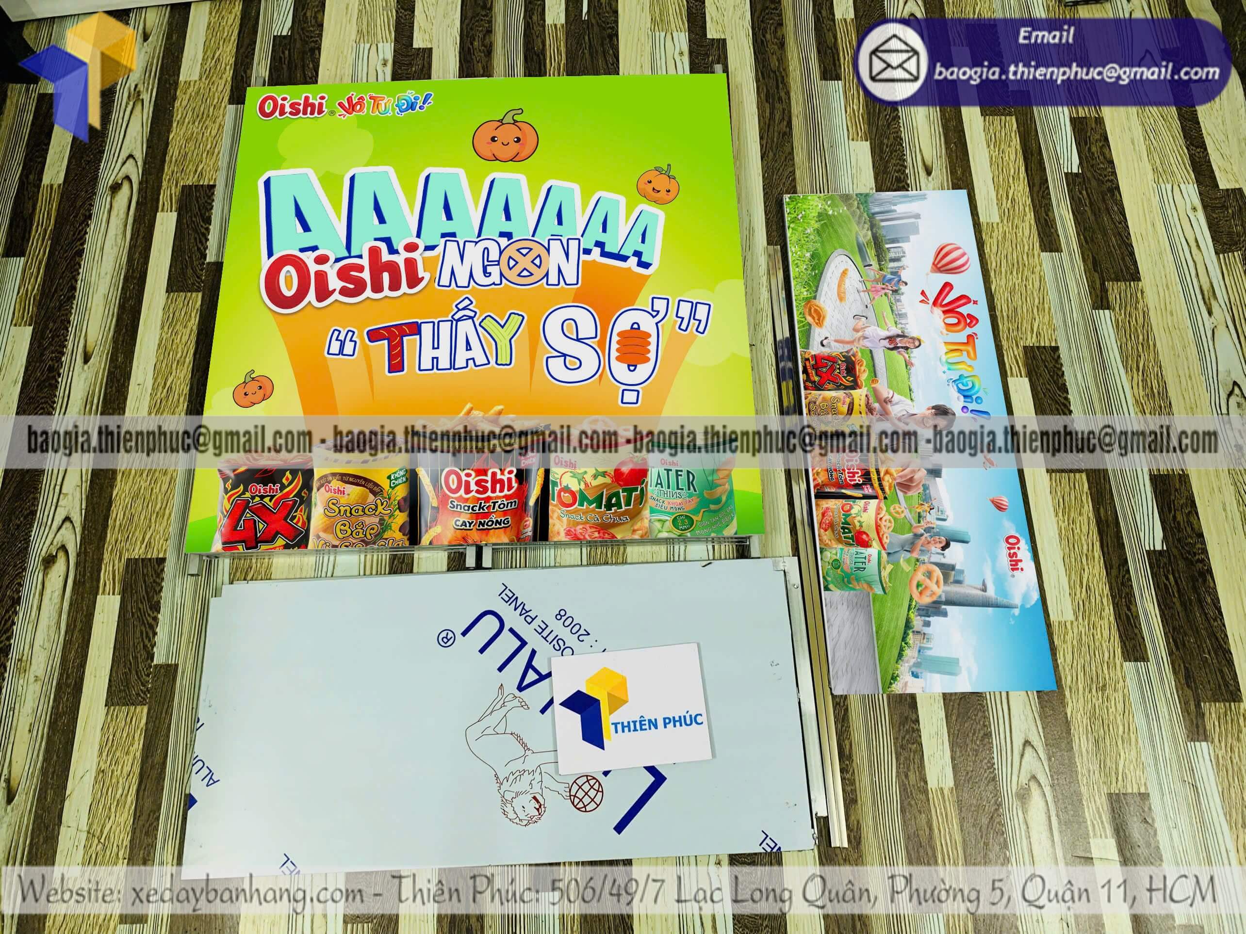 Booth sắt trưng bày sản phẩm cho PG đứng tiếp thị hỗ trợ thiết kế miễn phí
