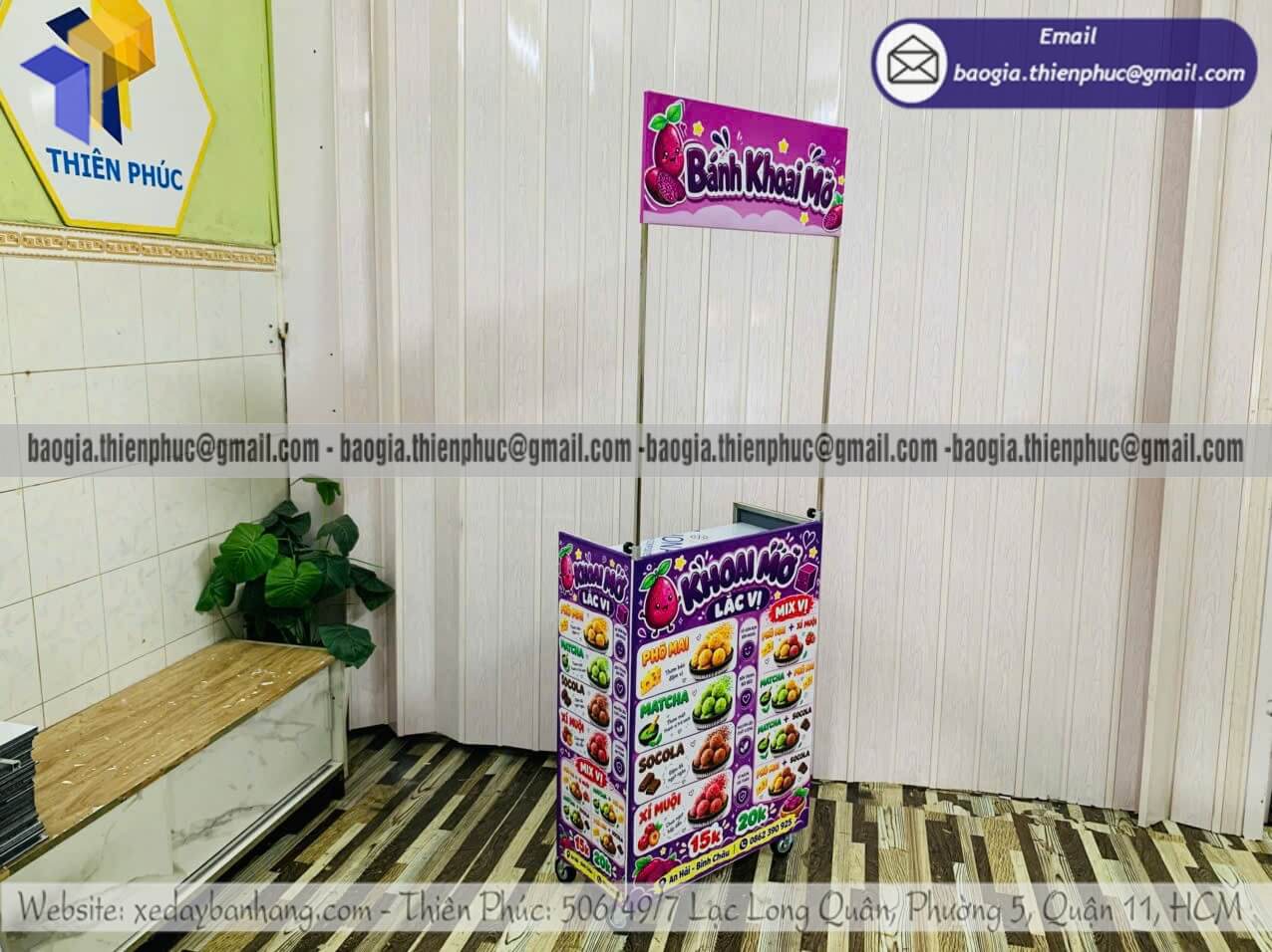 Đặt xe bạt bán bánh khoai mỡ chiên mini xếp gọn cho khách đi đường ăn vặt