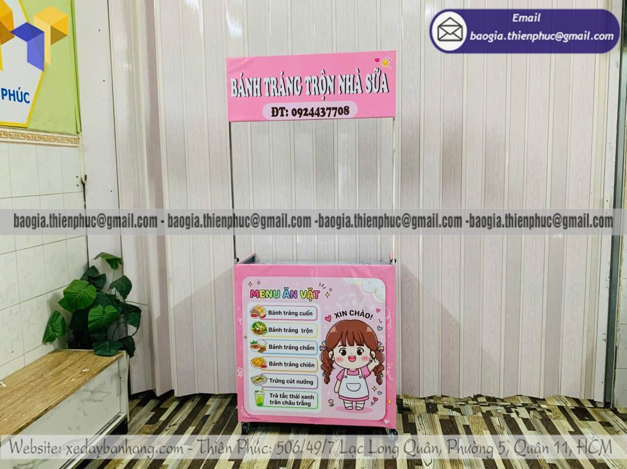 Đặt xe lắp ráp bán món ăn vặt xếp gọn vỉa hè
