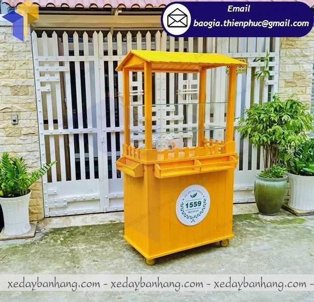 hình ảnh tủ bán trà sữa bằng gỗ
