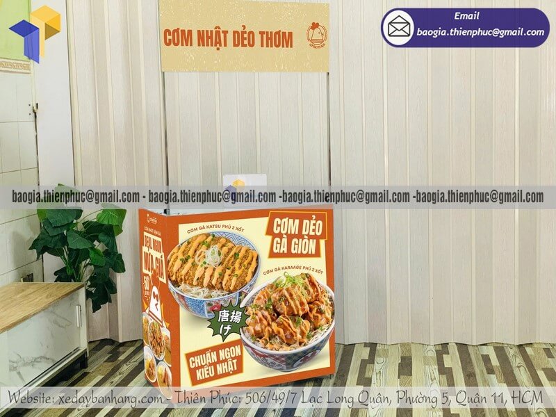 Mẫu booth sắt giới thiệu sản phẩm siêu thị gấp gọn bán lẻ toàn quốc chi phí mềm