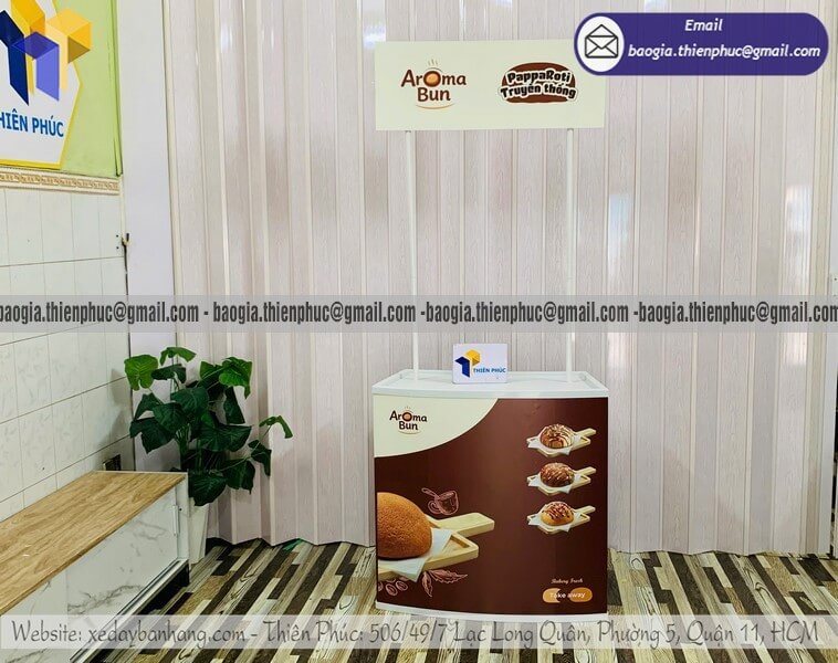 Quầy nhựa PG sampling phát mẫu thử miễn phí