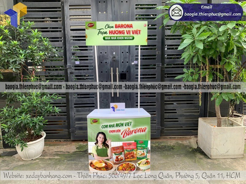 Quầy nhựa tiếp thị cho PG quảng bá sản phẩm