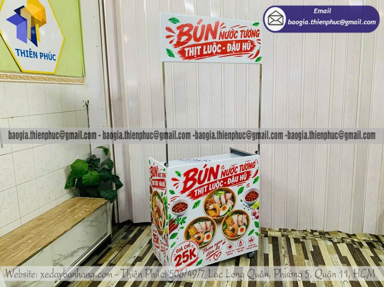 Quầy xếp bán bún thịt luộc di động dựng bán vỉa hè mua quầy lớn đầy đủ kệ phụ kiện