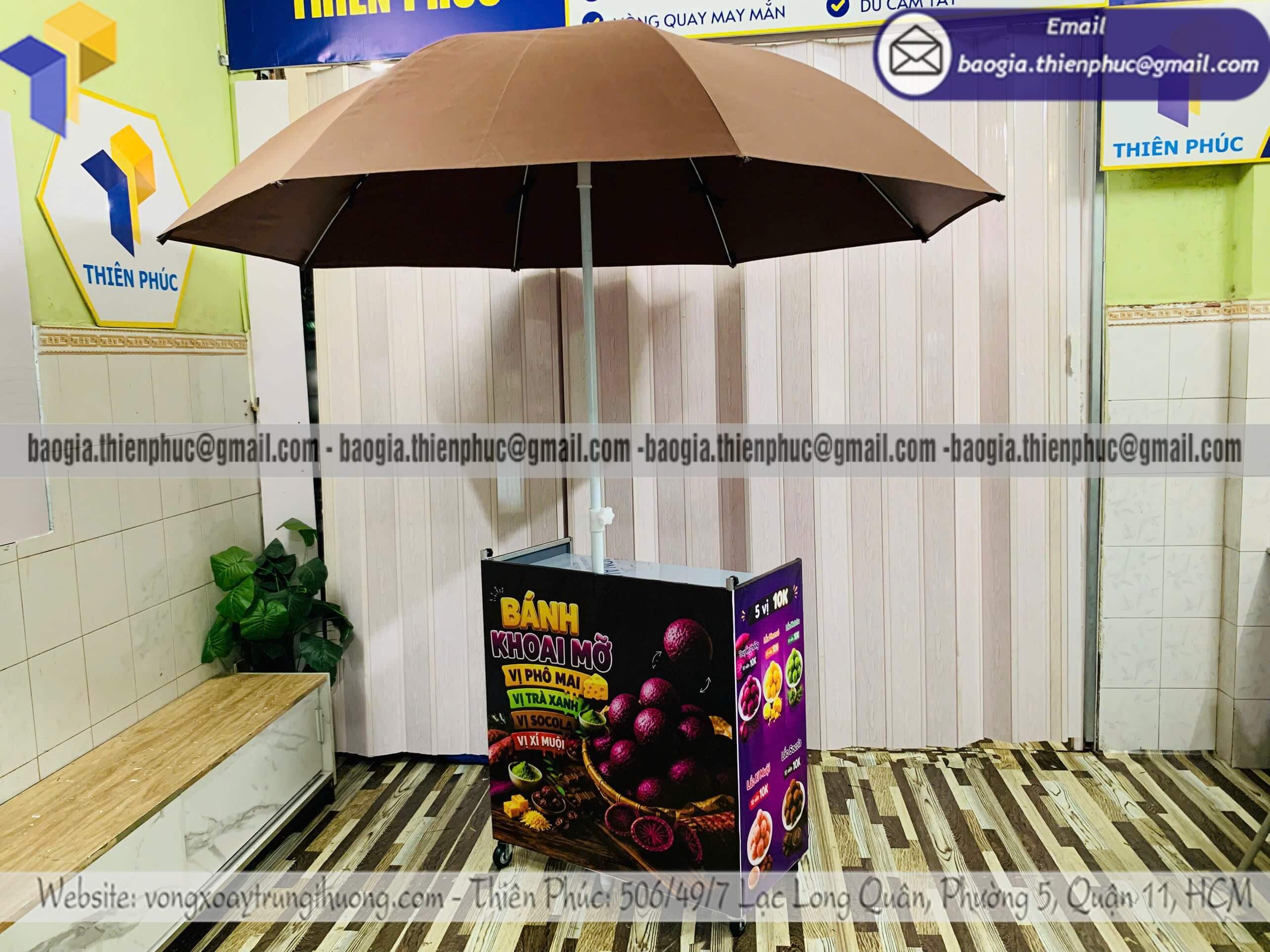 Quầy xếp gọn bán bánh khoai mỡ lắp ráp ngoài trời phù hợp bán bánh chiên mang đi