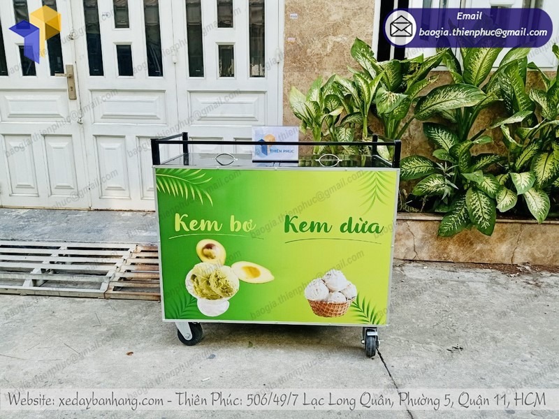 xe bán kem dừa Thái Lan