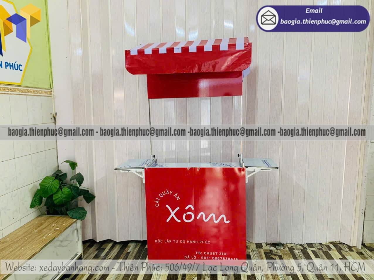 Xưởng đóng quầy xếp pha chế cafe take away mái che có logo riêng bắt mắt khách trẻ